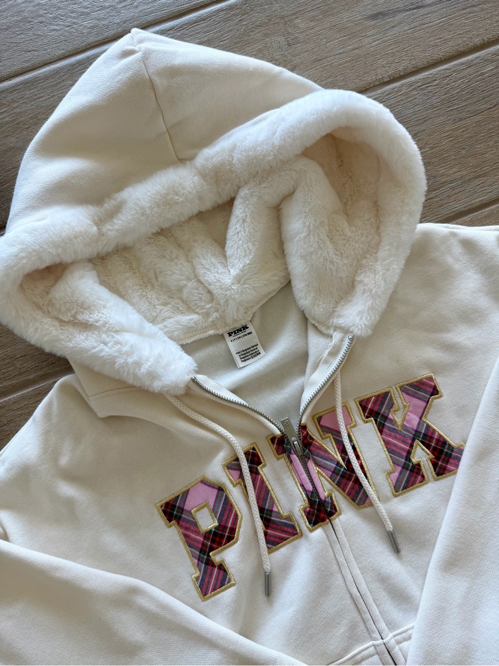 NWOT PINK Victoria's Secret Sherpa-Lined Hoodie Size Small RARE!!! Holiday 2026